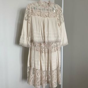 Free People Lace Cream Set